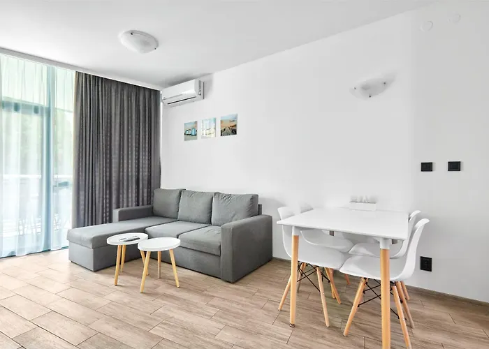 Apartment Paradise *