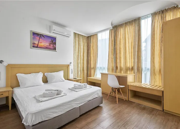 Apartment Paradise *