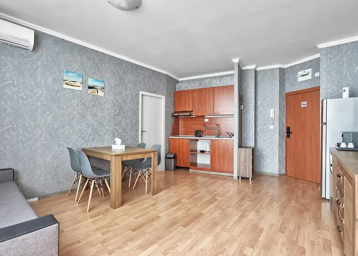 Paradise بريمورسكو